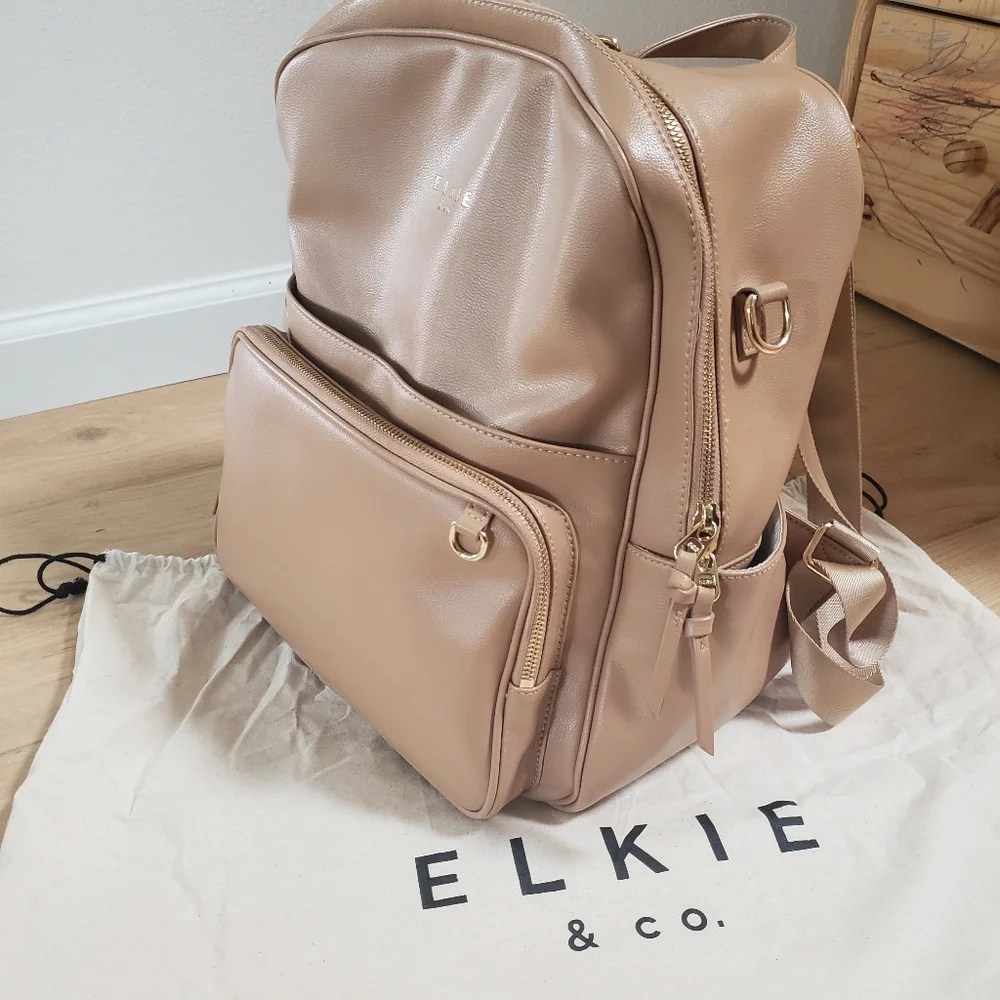 Vegan leather Backpack - Tan w/ gold hardware - Picture 7 of 11